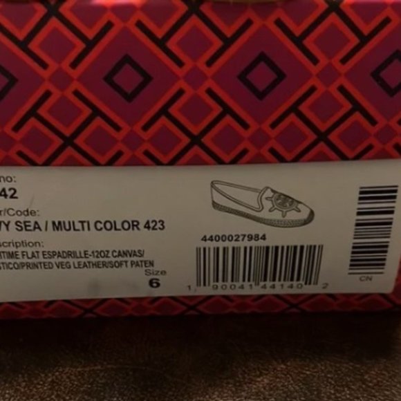Authentic brand new with box Tory Burch Espadrilles size 6 - Picture 7 of 7